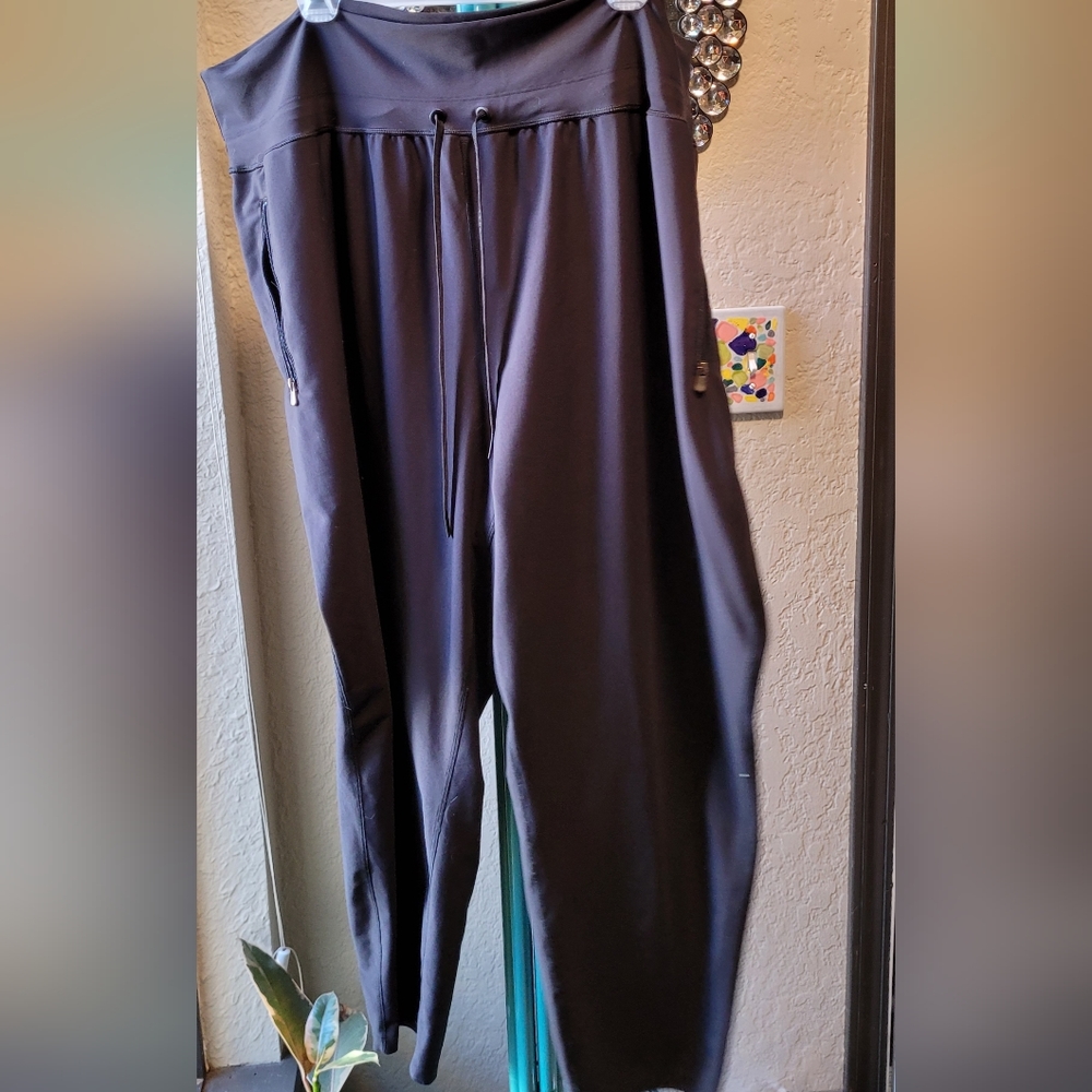 Old Navy Active High Rise Jogger Go-Dry Fabric